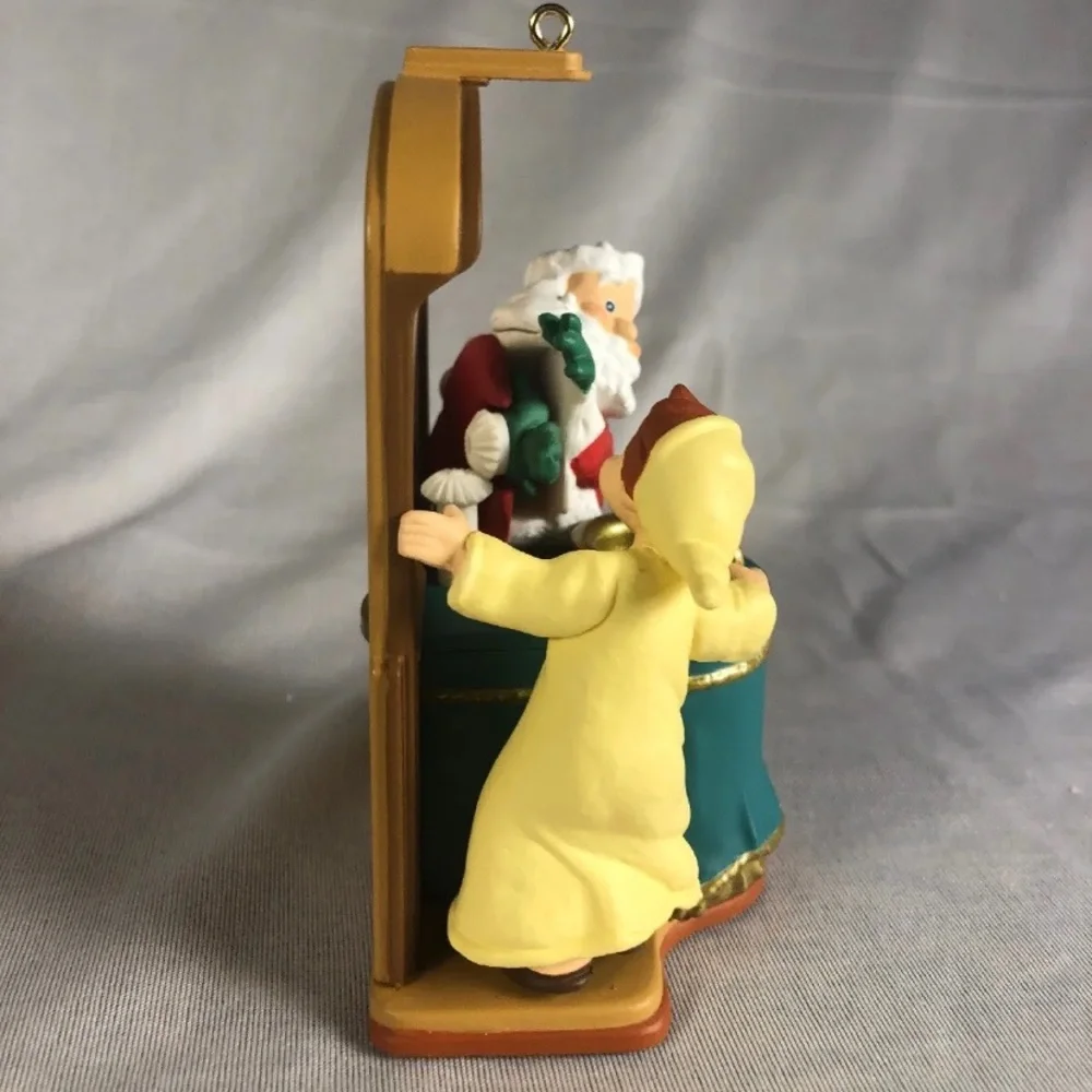 Hallmark Keepsake Ornament SANTA'S SHOW & TELL Magic Light Show 1998 RETIRED